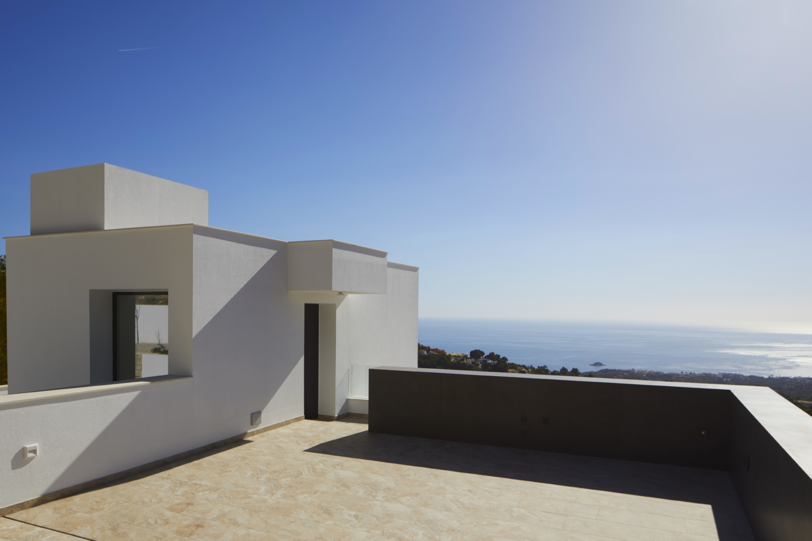 villa-senza-hb205-parking