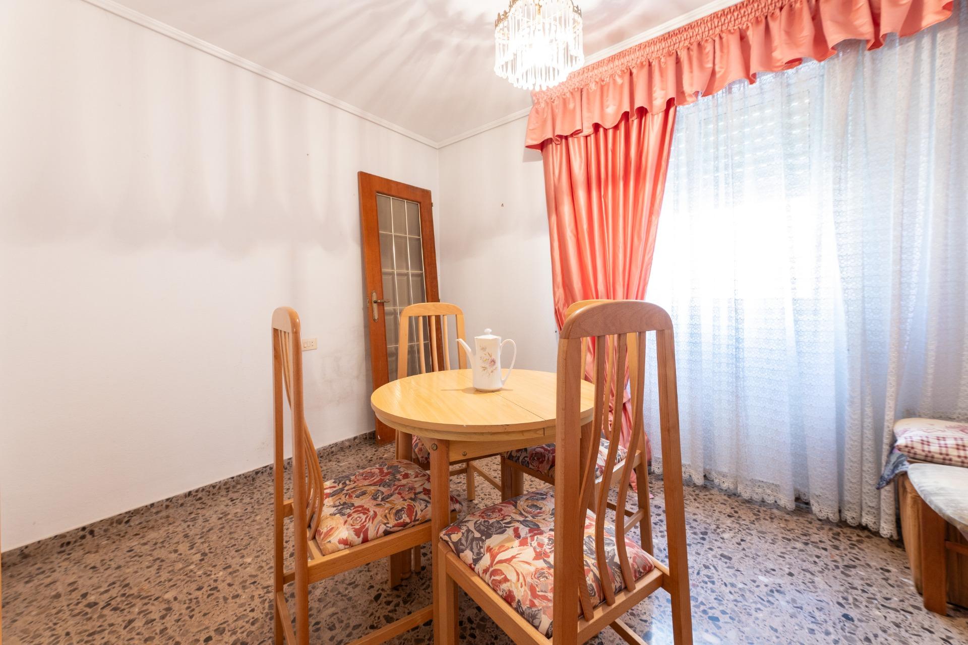 La Vall d’Uixó – Geräumige 4-Zimmer-Wohnung