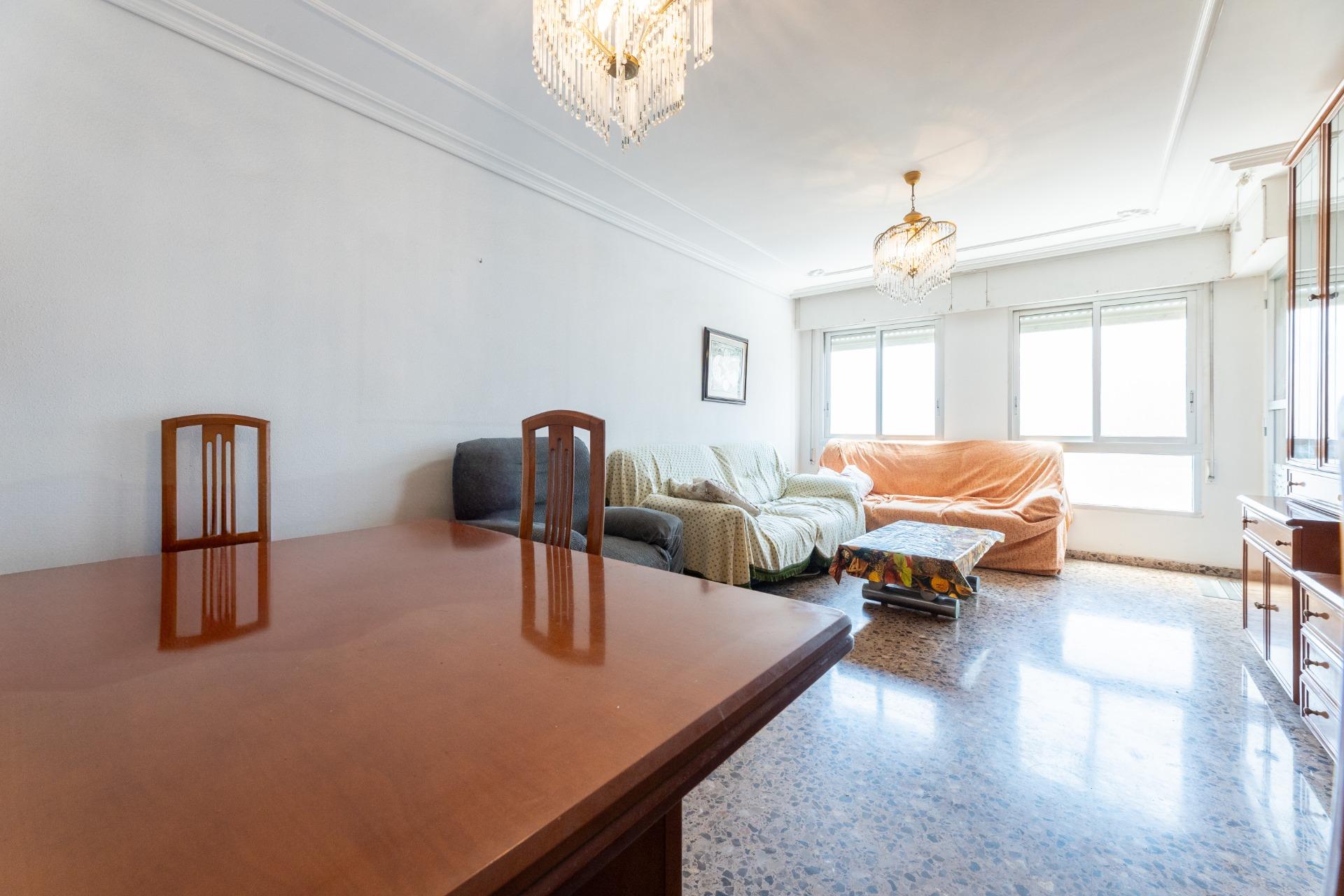 La Vall d’Uixó – Geräumige 4-Zimmer-Wohnung