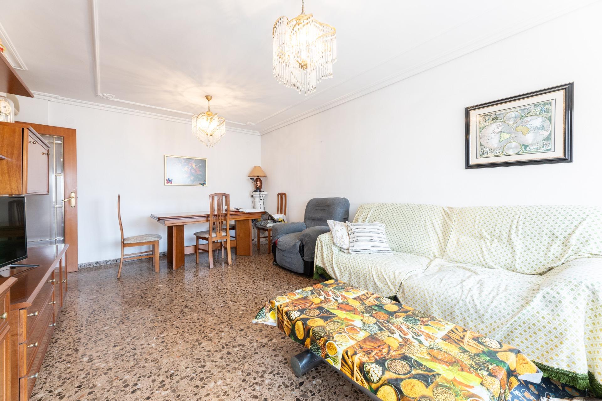 La Vall d’Uixó – Geräumige 4-Zimmer-Wohnung