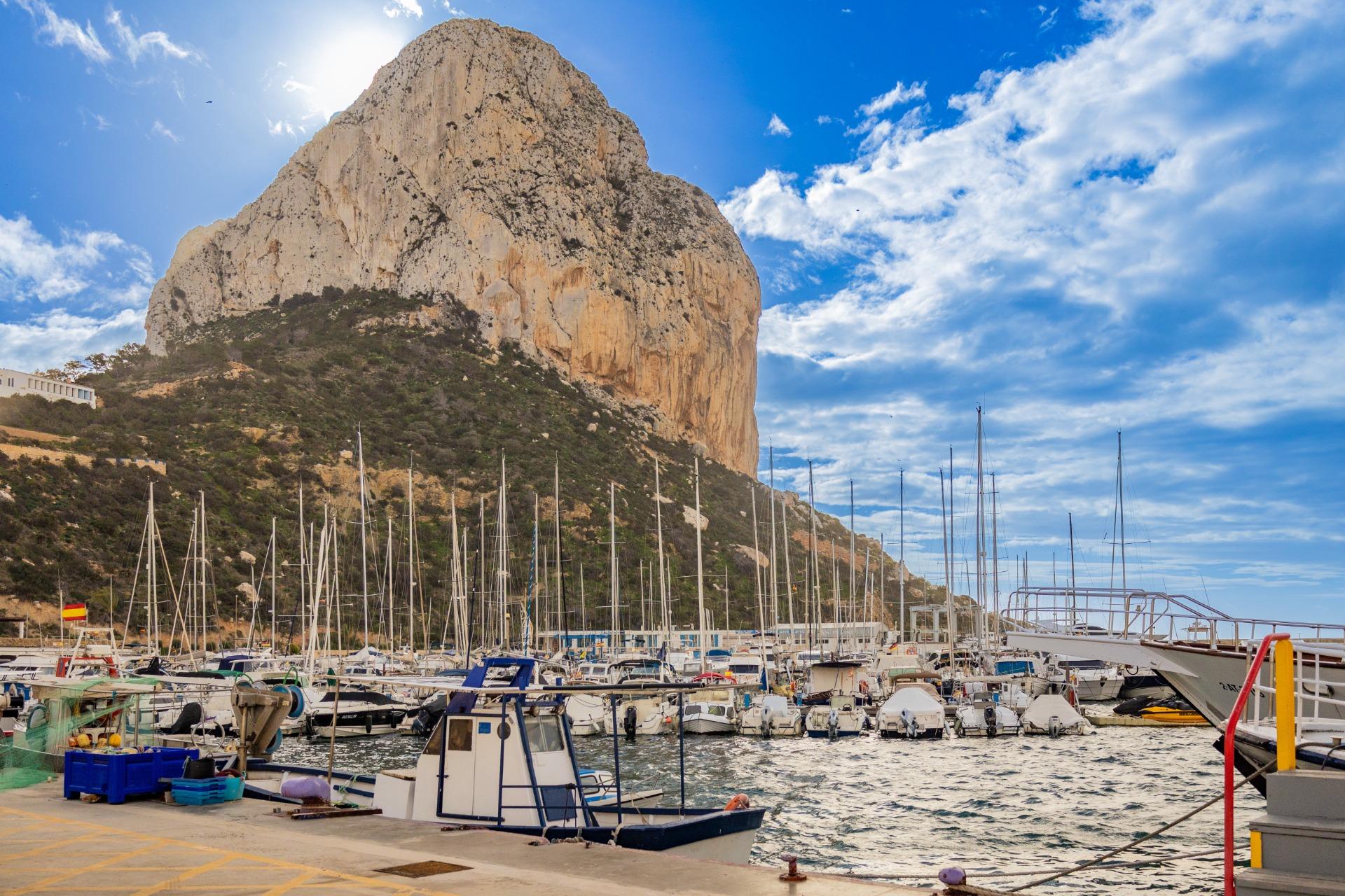 Eckwohnung mit Meer- und Bergblick – Calpe
