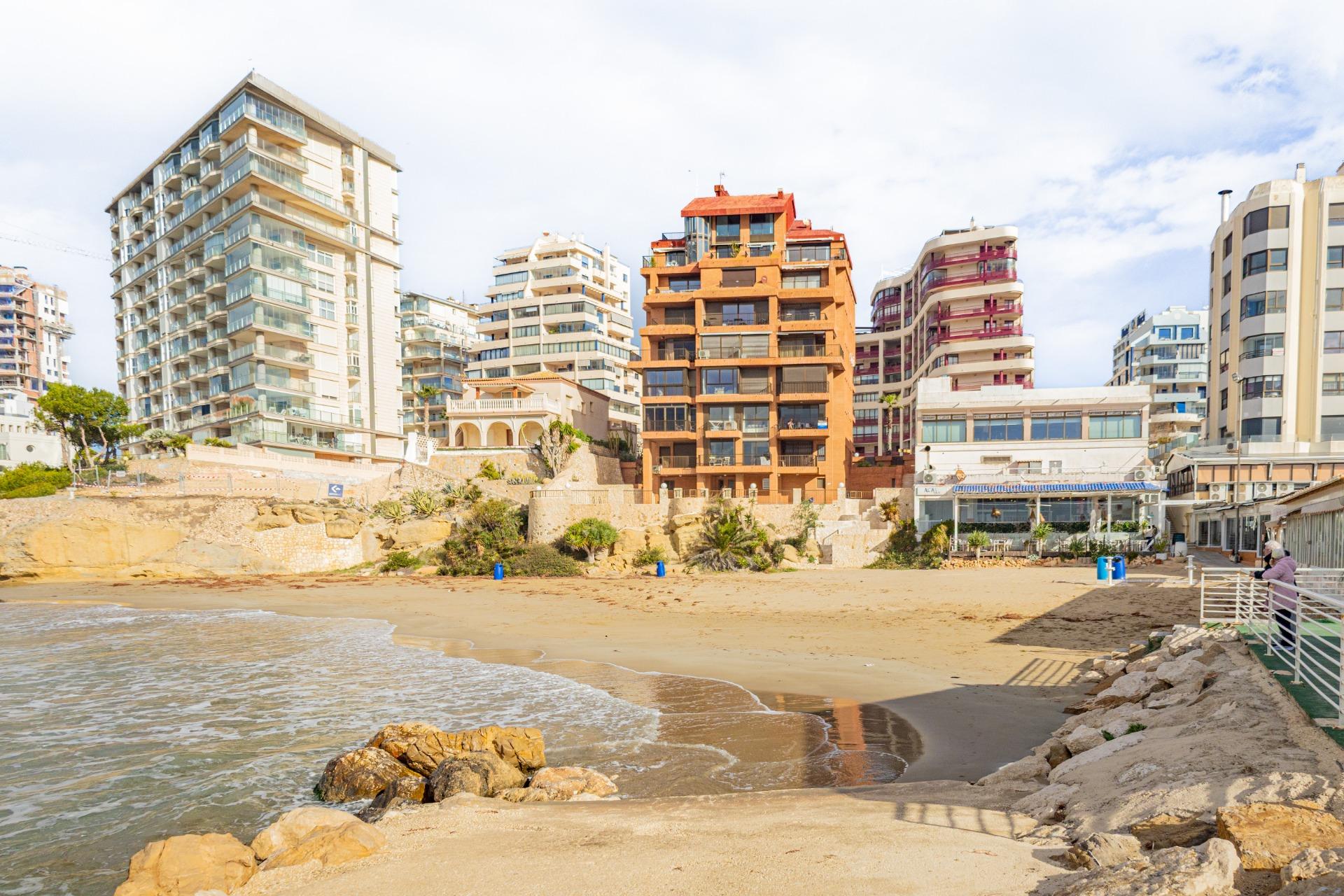 Eckwohnung mit Meer- und Bergblick – Calpe
