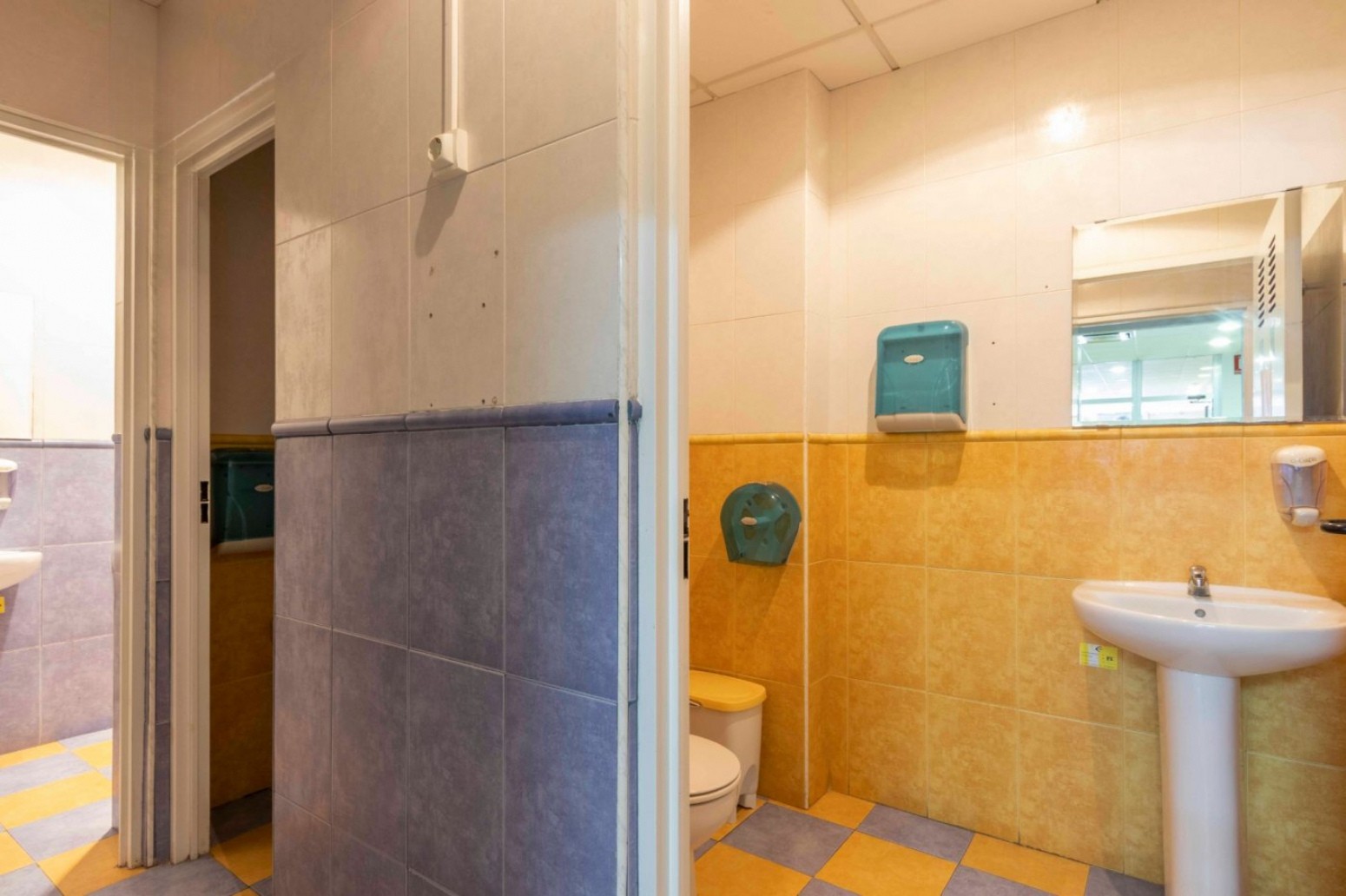 Gewerbeobjekt 196 m² – La Graveta, Massamagrell