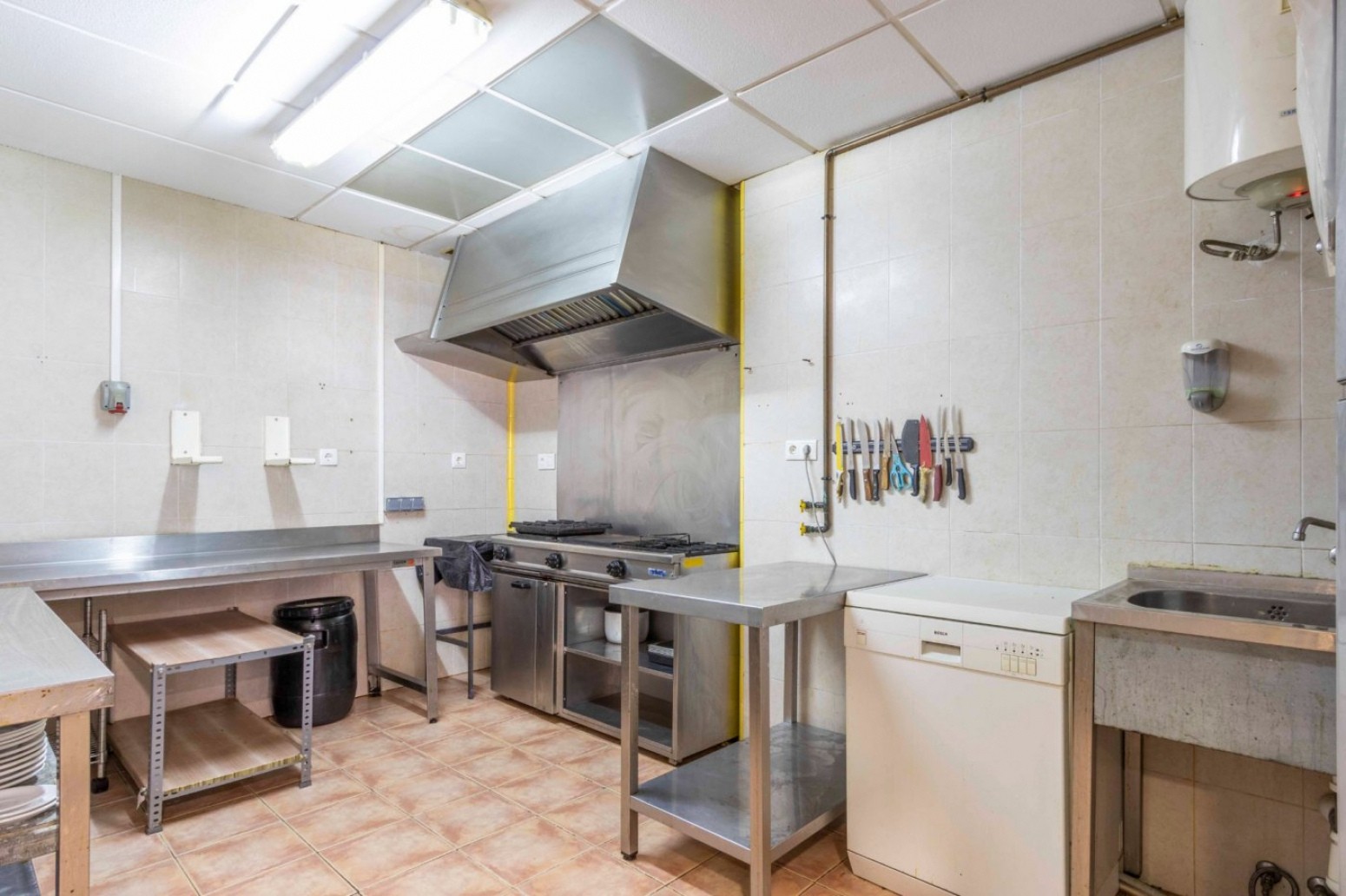 Gewerbeobjekt 196 m² – La Graveta, Massamagrell
