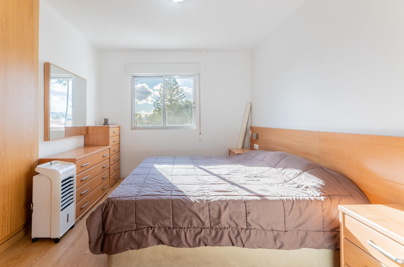 4-Zimmer-Wohnung mit Pool