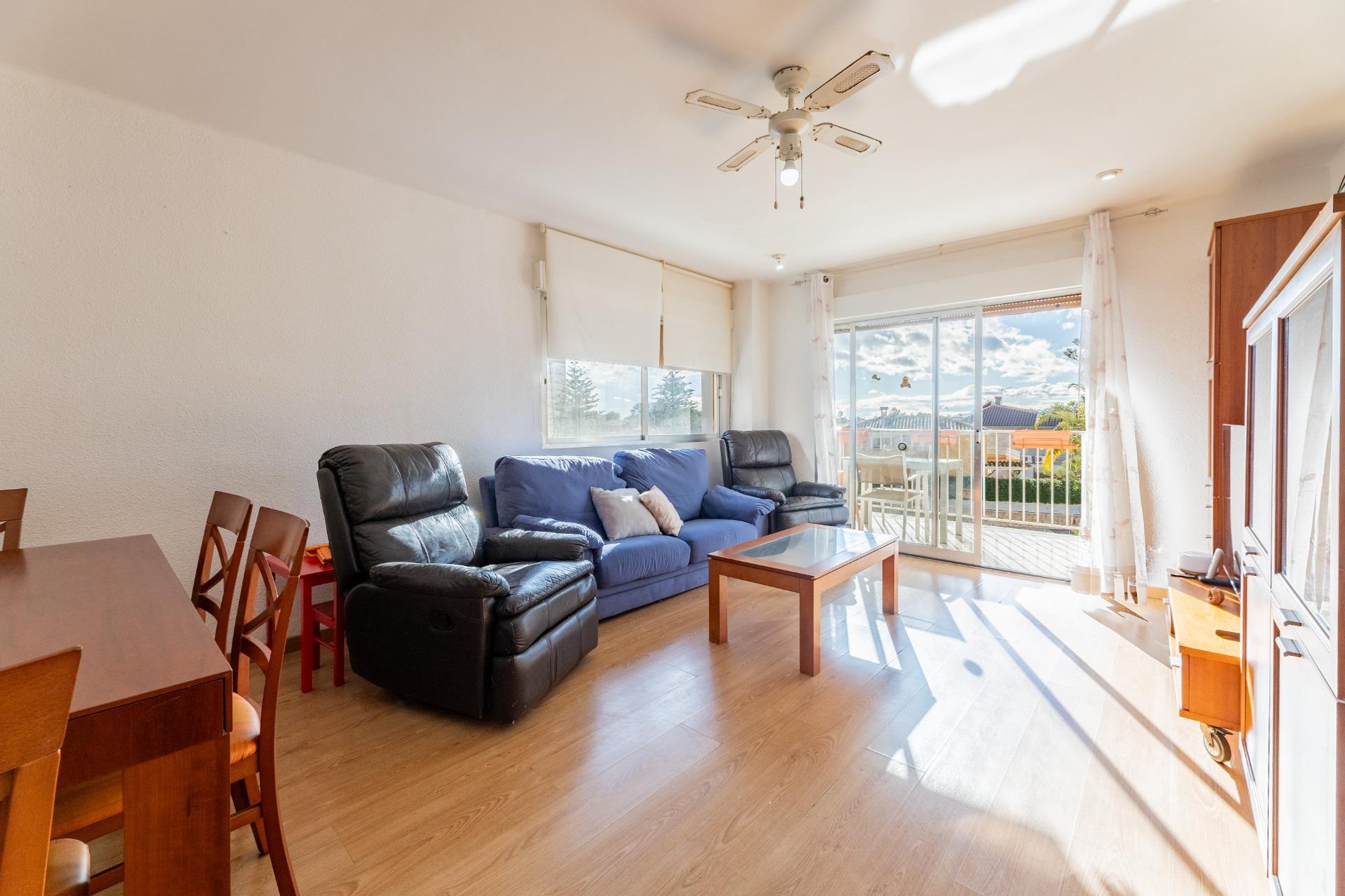 4-Zimmer-Wohnung mit Pool